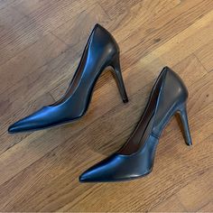 - Description: These Pumps Feature A Classic Black Color With A Pointed Toe And A Stiletto Heel, Perfect For Any Party Occasion. The Slip-On Closure Allows For Easy Wear, While The Faux Leather Material Ensures Durability And Comfort. - Condition: Excellent Condition, Like New! Tried On, Never Worn Outside. - Measurements: Size 7.5 - Always Open To Offers! Classic Pointed Toe Court Shoes For Night Out, Classic Closed Toe Court Shoes For Night Out, Classic Black Heels For Office, High Heel Court Shoes For Night Out, Medium Width, Classic Heels For Night Out, Medium Width, Classic Open Toe Court Shoes For Office, Classic Court Shoes With 4-inch Heel For Night Out, Classic Court Shoes For Night Out, Classic Black Heels With Padded Heel