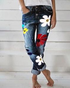 Women's Vintage Floral Fashion Denim Bottoms Jeans Pants Floral Denim Pants, Denim Bottoms, Blue Denim Pants, Painted Jeans, Painted Clothes, Floral Denim, Floral Fashion, Casual Denim, Outfit Idea