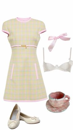 60’s Outfits, Retro Plaid Dress, 1960s Outfit, 60s Outfit, 70s Inspired Outfits, 60’s Fashion, Vintage Loungewear, Pink Mug, 1960s Outfits