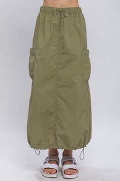 The best unique piece to add to your wardrobe. Who has it? You. Green Parachute Skirt Outfit, Parachute Skirt Outfit, Cargo Skirt Outfit, Parachute Skirt, Cargo Dress, Sewing Clothes Women, Basic Blouses, Hijab Style Casual, Repair Clothes