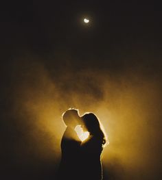 Nighttime Engagement Photos, Night Wedding Photography, Nighttime Wedding, Night Time Wedding, Morning Noon And Night, Australian Wedding, Night Couple, Show Love, Inspiration Wedding