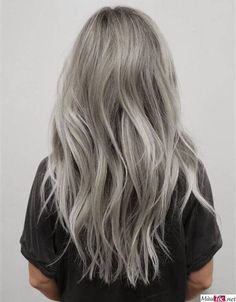 Granny Hair, Makeup 101, Silver Hair Color, Silver Grey Hair, Hair Color Pastel, Scene Hair, Grey Hair Color, Pastel Hair, Hair Envy