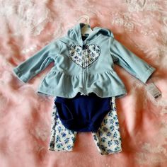 Includes Hoodie, Onesie, And Pants. New With Tags. Carters Girl, Future Baby, Girl Baby, Girl Clothes, Matching Sets, 6 Months, Onesies, Must Haves