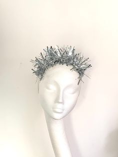 Silver Christmas Fascinator This lovely Silver Christmas Fascinator I made from metal headband to which I attached silver tinsel . It can be a lovely accessory to compliment your outfit for Christmas and a New Year parties. The silver Christmas Fascinator will fit the average head size. enjoy it and have a lovely Christmas! Christmas Fascinator, Silver Fascinator, Christmas Headpiece, Silver Headpiece, Outfit For Christmas, Royal Ascot Races, Silver Hat, New Years Hat, Silver Baubles