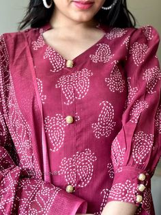 Kurti Outfit, Pakistani Frocks, Beautiful Kurti, Kurtis Design, Latest Blouse Designs Pattern, Ethnic Suit, New Kurti Designs