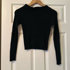 Never Worn Casual Fall Top For Night Out, Black Tops For Fall Night Out, Black Tops For Night Out In Fall, Fitted Black Top For Fall, Trendy Black Tops For Fall, Black Long Sleeve Shirt, Black Long Sleeve, Shirt Sleeves, Colorful Shirts