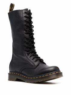 Dr. Martens 1b60 Bex lace-up Leather Boots - Farfetch Dr Martens 1b60, Dr Martens Black, Boots Uk, Green Shoes, Mid Calf Boots, Black Leather Boots, Punk Fashion, Boots Black, Leather Ankle Boots