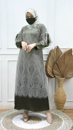 Kebaya Big Size Brokat Muslim, Fashion Hijab Casual, Mix And Match Outfits Hijab, Dress Brokat Modern, Kebaya Lamaran, Dress Muslim Modern, Kebaya Modern Dress, Kebaya Brokat, Dress Pesta