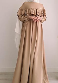 Gamis Simple, Islamic Fashion Dresses, Muslim Dresses, Modest Dresses Fashion, Hijab Trends, Muslim Fashion Hijab Outfits, Modest Dresses Casual, Muslim Fashion Hijab, Sleeves Designs For Dresses