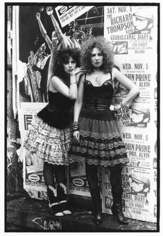 1970s British Punk, Punk Fashion Womens Grunge, 70s Punk Women, 60s Punk Fashion, Punk Style 70s, 60s Punk, Punk Fashion Women, Punk Store