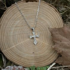 Discover the perfect blend of elegance and spiritual significance with our Unisex Silver Cross Pendant. Meticulously crafted and hand engraved, this pendant is more than just an accessory; It is a symbol of faith and a testament to extraordinary craftsmanship. Our Jesus Cross  Silver Necklace is designed for the people man who seeks a timeless connection with his spirituality. The handcrafted Crucifixion Charm beautifully captures the essence of Jesus' sacrifice, creating a meaningful and stylish accessory that goes beyond traditional jewelry. Order now to experience the perfect harmony of style and spirituality embodied in this extraordinary pendant, a meaningful Jesus Cross Gift that will be treasured for years to come. Jesus Sacrifice, Crucifix Necklace, Faith Necklace, Cross Gift, Necklace Cross, Jesus Cross, Silver Cross Pendant, Jesus On The Cross, Traditional Jewelry