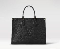 Louis Vuitton launches the Onthego MM tote bag in grained Monogram Empreinte, a soft leather that is embossed with a large and modern Monogram pattern. Thanks to the square shape, it boasts a generous capacity and can easily fit a laptop. Its articulated top handles and shoulder straps give carrying options. 13.8 x 10.6 x 5.5 inches (length x Height x Width) Louis Vuitton Taschen, Onthego Mm, Louis Vuitton Onthego, Sac Louis Vuitton, Black Louis Vuitton, Mm Monogram, Monogram Tote Bags, Monogram Handbag, Designer Totes