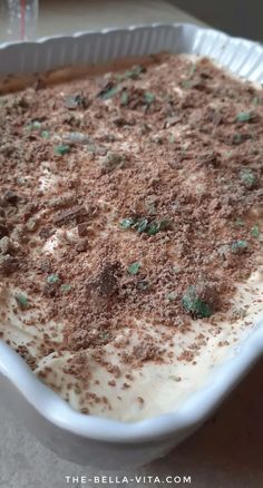 Peppermint Crisp Tart Recipe Peppermint Crisp Tart Recipe, Peanut Stew Vegan, African Food Recipes, Quick Summer Desserts, Bread Pudding Dessert, Butter Biscuits Recipe, South African Desserts, Festive Holiday Desserts