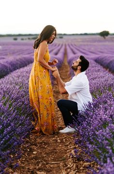 Lavender Fields, Engagement photos, Spring Engagement Photos, Lavender Engagement Photos, Lavender Fields Engagement Photos, Brihuega Lavender Fields, Proposal, Lavender Field Proposal Lavender Field Proposal, Proposal In Europe, Cottagecore Proposal, Meadow Proposal, Spain Proposal, Flower Field Proposal, Levi Photoshoot, Dream Proposal Romantic, Garden Proposal