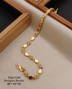 Bracelate Design For Girl Gold, Gold Breslet For Girl Design, Bracelet Design For Girls In Gold, Hand Chain Bracelet Gold Indian, Golden Bracelet For Women Indian, Braslite For Women, Gold Breslate Design For Women Pakistani