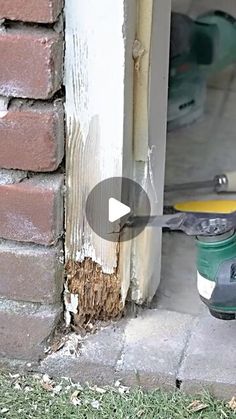 Easy Diy Hacks, Diy Crafts Life Hacks, Carpentry Diy, Diy Holz, Door Repair, January 27, Diy Home Repair, Home Repairs