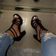 Chunky Girls, Black Open Toe Heels, Dr Shoes, Open Toe Heels, Zipper Heels, Cute Heels, Buckled Heels, Lace Up Heels, Fashion Pattern