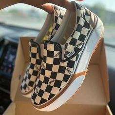 Brand New With Box Without A Blemish Vans Checkerboard Outfit Women, How To Style Vans, Checkerboard Outfit, Vans Shoes Fashion, Style Vans, Fall Mood, Wink Wink, Vans Era, Fashion Things