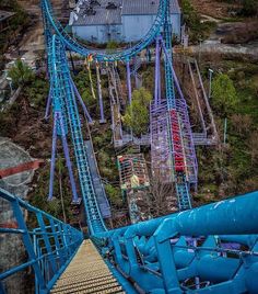 an aerial view of the roller coaster at six flags amusement park in north carolina, usa