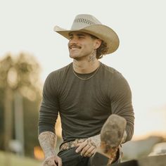 JAY on TikTok Jaydan Armour, Country Guy Outfits, Country Outfits For Men, Country Boy Outfits, Gym Men Motivation, Mustache Men, Cowboy Aesthetic