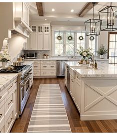 Classic Kitchen Beauty American Style House Interiors, Dream Kitchens Design, Cook Up A Storm, Classic Kitchen, Dream House Rooms, Cozy Kitchen, Classic Kitchens, Kitchen Plans