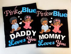 Pink or blue gender reveal t-shirts Black Graphic Tee For Gender Reveal, Gender Reveal Shirts For Family, Gender Reveal Shirt Ideas, Gender Reveal Outfit For Mom, Gender Reveal Tshirts, Cute Gender Reveal, Gender Reveal Outfit, Simple Gender Reveal, Gender Reveal Baby Shower Themes