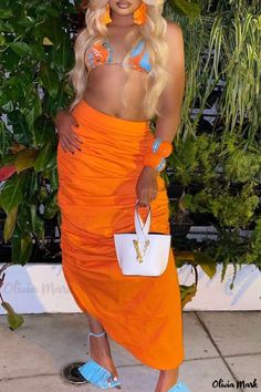 Olivia Mark - Chic Tangerine Print Patchwork Asymmetrical Halter Sleeveless Two Piece Ensemble Island Vacation Outfits, Jamaica Outfits, Cute Vacation Outfits, Pool Party Outfits, Mode Shoes, Solid Skirt, Vacay Outfits, Cruise Outfits, Looks Black