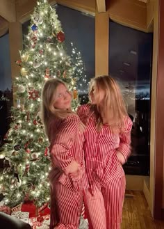 Christmas Sleepover, Cosy Christmas, Christmas Feeling, Christmas Pjs, Christmas Photoshoot, Christmas Wonderland, Christmas Inspo