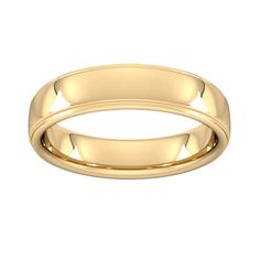 a plain wedding ring in yellow gold, with rounded edges and high polished finish on the outside