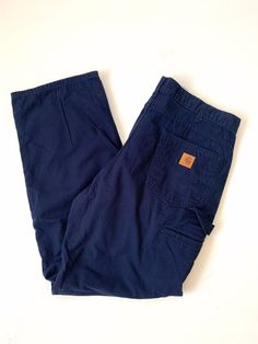 Navy Blue Pants Outfit, Pantalon Carhartt, Navy Pants Men, Blue Pants Men, Mens Carhartt, True Autumn, Dark Blue Pants, Study Apps, Carhartt Pants