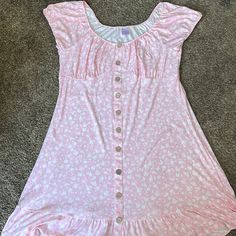 No Boundaries Size Xxxl. Super Soft. Buttons Don’t Actually Open And Are Just For Show. Smoke Free, Pet Free Home. Casual Dress For Sleepover, Pink And White Floral Dress, Xxxl Dress, White Floral Dress, No Boundaries, Pink And White, Boundaries, Floral Dress, Pink White