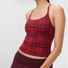 A Slightly Cropped Tank For Sweaty Recreation. Made In Lightweight, Breathable Techsweat, Featuring A Built-In Shelf Bra, And Adjustable Straps Size: Xl Color: Pomegranate Red Red Yoga Top With Built-in Bra, Red Yoga Tops With Built-in Bra, Red Tops With Built-in Bra For Yoga, Red Sports Top With Built-in Bra, Sports Top With Built-in Bra In Red, Sports Tops With Built-in Bra In Red, Red Casual Yoga Tops, Red Casual Top For Yoga, Free Crop Tops