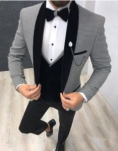 This unique wedding suit is designed with high quality wool material that guarantees durability and comfort. It is suitable for all kinds of occasion and it can be worn all year round. It comes in 3 pieces ( Jacket + Vest + pant) the blazer can also be worn with any kind of trouser or jeans  For custom orders, Please feel free to start a  conversation for further enquires. Your satisfaction is our priority Tuxedo Man, Wedding Dress Jacket, Men Suits Blue, Men Suits Wedding, Wedding Blazers, Terno Slim, Grey Suit Men, Slim Fit Tuxedo, Groom Tuxedo