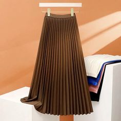 45327263924441|45327263989977|45327264022745|45327264088281 Midi Skirt Vintage, Long Pleated Skirt, Empire Dresses, Coffee Sizes, Pleated Long Skirt, Style Basics, Mini Dress Formal, Purchase Order, Formal Pants