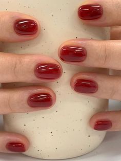 glossy Warm Toned Nails, Nails Design Korean, Short Nails For Winter, Red And Nude Nails, Short Jelly Nails, Korean Nails Short, Korean Gel Nails, Korean Nail Designs, Korean Nail