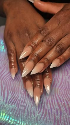 Stiletto Fall Nails 2024, Winter Nails Stiletto Classy, French Velvet Nails, Velvet Ombre Nails, Ombre Stiletto Nails Short, Natural Ombre Nails Almond, Short Stilleto Nails 2024, Diamond Stiletto Nails, Stiletto Nails Black Women