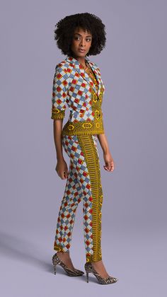 SUITABLY CHIC - Vlisco V-InspiredVlisco V-Inspired Corporate Woman, Edgy Classic, Colour Fashion, African Love, Corporate Women, Wax Fabric, Fashion Statements, African Style, Wax Print