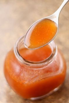 Homemade Cough Remedy recipe made with common everyday items - found at barefeetinthekitchen.com Home Remedies For Sinus, Homemade Cough Syrup, Homemade Cough Remedies, Sinus Infection Remedies, Spicy Honey, Natural Cough Remedies, Cough Remedies, Cold Remedies, Homemade Remedies