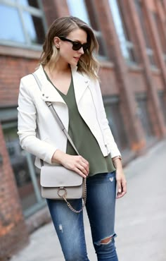 White Moto Jacket, Office Fashion Summer, Moto Jacket Style, Beige Leather Jacket, Penny Pincher Fashion, Spring Attire