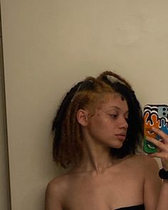 Ginger Locs With Blonde Skunk Stripe, Ginger Skunk Stripe Locs, Brown Skunk Stripe Locs, Skunk Strip On Locs, Dyed Locs Skunk Stripe, Locs And Fashion Black Women, Half And Half Color Locs, Blonde Skunk Stripe Locs, Bleached Locs Black Women