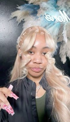 Natural Color Hairstyles For Black Women, Styled Blonde Wig, Blonde Wig Hairstyles, Hair Tea, Curly Weave Hairstyles, Birthday Hair, Pretty Braided Hairstyles