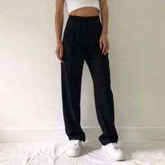 Pant Style: Straight Material: CottonMaterial: SILKFit Type: LOOSELength: Full LengthDecoration: PocketsSeason: Spring/AutumnWaist Type: HIGHFront Style: FlatAge: Ages 18-35 Years OldFabric Type: WovenClosure Type: Zipper FlyGender: WomenColor: BlackStyle: Fashion/Casual/Streetwearwomen pants: Straight Suit Women Pants Waist width hip width thigh width front file pant length leg opening Size(cm) S M L (1)Waistwidth 67 71 75 (2)Hipwidth 94 98 102 (5)Pant length 104 105 106 NOTE: 1. Please strictl Lady Pants, Straight Suit, Office Pants, Casual Office, Women Pants, Office Casual, Casual Streetwear, Office Lady, Streetwear Women