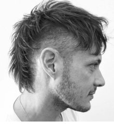 Mohawk Men, Surfer Hairstyles, Punk Mohawk