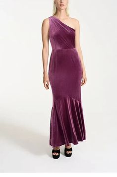 John Lewis  One Shoulder Mermaid  Velvet Dress  Pink/Purple New With Tag RRP £159 Brand new, end of line, originally £159 who wants it?? GIVE AWAY!!! Join our many repeat buyers, getting great deals!! Combined postage, £1 extra per extra item posted out Instantly elegant thanks to the head-turning asymmetric neckline, we designed this dress in a sumptuous velvet - making it the ideal choice for the winter party season. With an on-trend fishtail hem adding texture and movement, this dress looks best paired with your favourite heels and a cocktail in hand. Velvet Dress Pink, Asymmetric Neckline, China Dress, Red Dress Maxi, Winter Party, Deep Pink, Dress Shapes, Dresses Uk