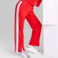 Wild Fable Women’s High Rise Track Pants Zipper Leg Color: Red/White Size Extra Extra Large New With Tags Sporty Red Sweatpants For Spring, Trendy Red Sweatpants For Spring, Sporty Red Pants For Spring, Red Sporty Sweatpants For Spring, Red Stretch Sweatpants For Spring, Red Straight Sweatpants Casual Style, Red Wide Leg Sweatpants For Spring, Sporty Red Long Activewear Pants, Sporty Red Straight Leg Bottoms