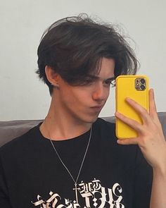 Curtain Haircut, Messy Hair Boy, Haircut Names, Extension Hair, Straight Hair Cuts, Hair Inspiration Short