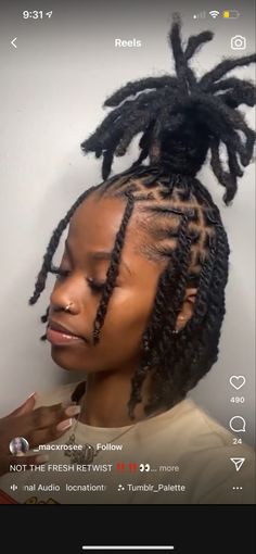 Short Dreadlocks Styles, Beautiful Dreadlocks, Short Locs Hairstyles, Faux Locs Hairstyles, Dreadlock Style, Dreadlock Styles, Dreads Styles, Natural Hair Beauty, Dread Hairstyles