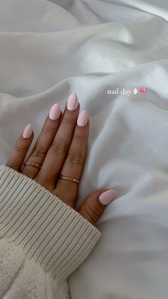 pink nails trendy long aesthetic nail inspo acrylic almond Chrome Summer Nails, Summer Chrome Nails, Country Acrylic Nails, White Chrome Nails, Chrome Manicure, Blue Chrome Nails, Chrome Nails Designs, Blue Chrome, Spring Nail Designs