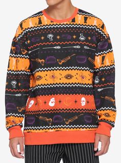 We're making ugly Halloween sweatshirts a thing. This one from Hocus Pocus features a Fair Isle-inspired design with icons from the film. Hocus Pocus Disney, Her Universe, Halloween Sweater, Crochet Inspo, Disney Addict, Sweatshirts Online, Tie Dye Hoodie, Crazy People, Halloween Sweatshirt