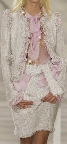 Chanel Mode Ab 50, Mode Chanel, Chanel Couture, Chanel Haute Couture, Chanel Spring, Chanel Fashion, Looks Chic, 가을 패션, Fashion Mode